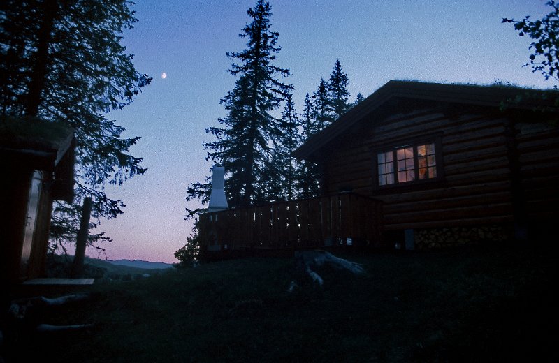 279_11.jpg - Måneskinn over Elgbakken